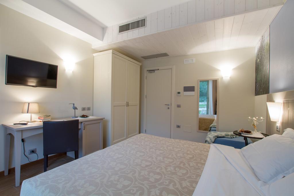 Agriturismo Ai Prati Lazise Kültér fotó